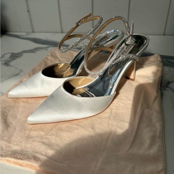 Badgley Mischka ‘Kamilah’ Heels - Picture 8 of 8